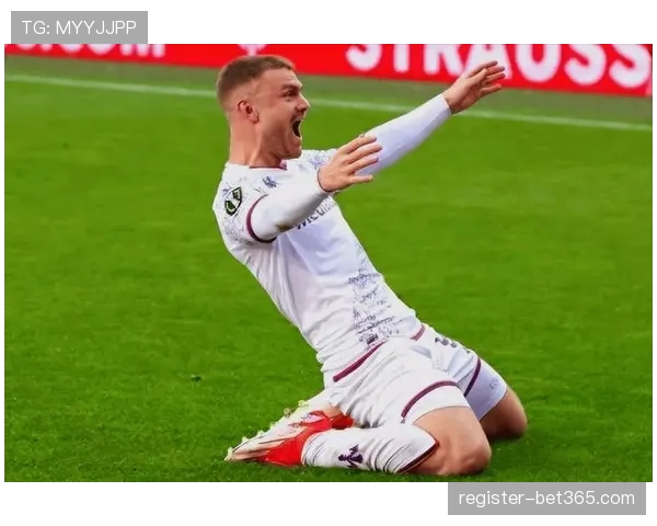 沙特三人围,堵下蒯纪闻,中路奇袭失,彩娱乐,彩票平台,在线购彩,彩票投注,彩票服务