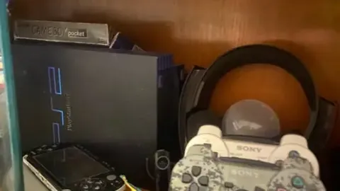 意杯四强次回合战平：佛罗伦萨与克雷莫纳0-0握手言和，紫百合九年后重返决赛舞台